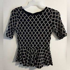 Windsor short sleeve, lace and embroidery too. Black and ivory. No size tag.